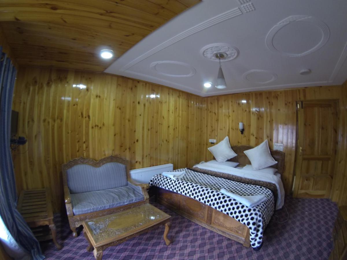 Hotel Barzman Сонамарґ Екстер'єр фото